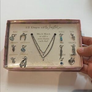 12 Days of Western Charm Necklace Set - Turquoise and Silver NEW CONDITION